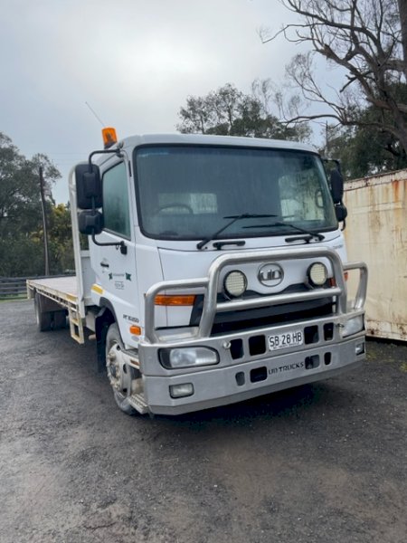 2012 Nissan UD PK 16250 Tray Truck