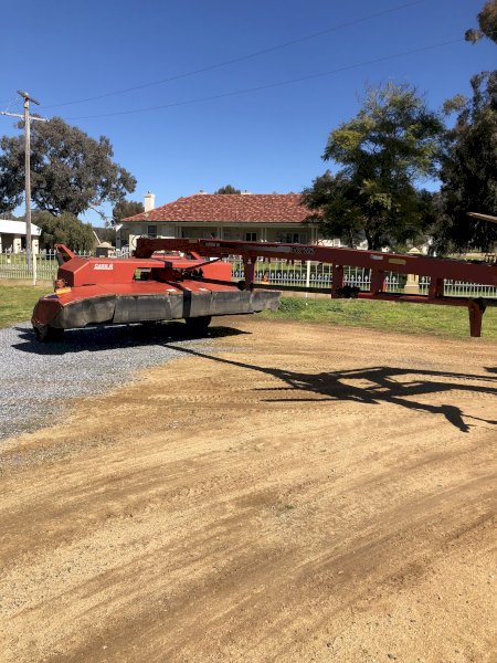 Under Auction - (A233) Case DXC 161 Mower Conditioner 