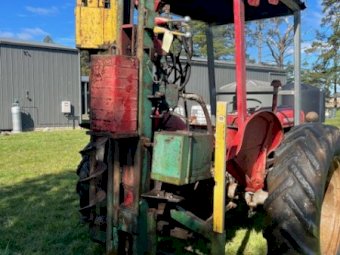 Munro Post Driver