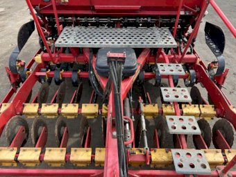 Vaderstad RD 300C Seed Drill