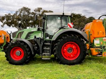 2016 Fendt 824 Profi Plus Tractor