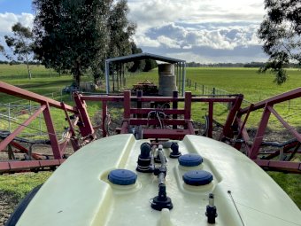 2009 HARDI Navigator 4000 Boomspray