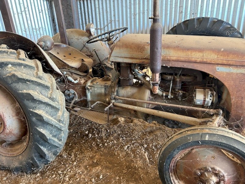 Massey Ferguson TEA 20 suit restoration
