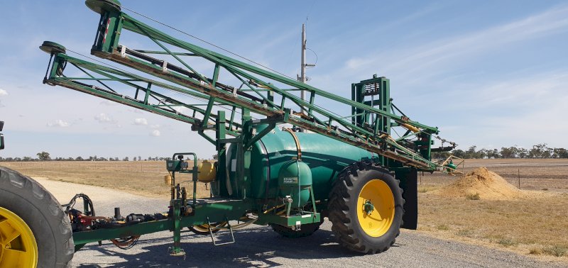 2001 Goldacres 4030 Boom Sprayer