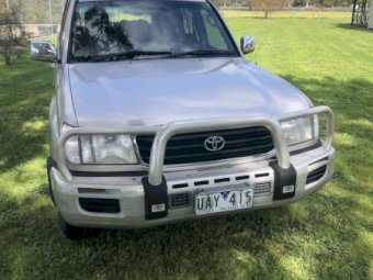 2000 Toyota Land Cruiser 100 Series Wagon ONO