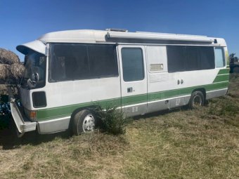 1989 Toyota Coaster Converted to Motorhome