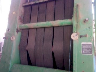 John Deere 435 Round Baler