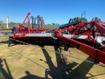2019 Tobin Tornado 140-12 40ft Disc Seeder