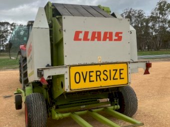 Claas 260 Variant Round Baler