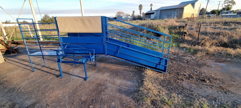 Sheep Handler/Crutching Unit