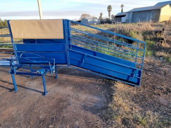 Sheep Handler/Crutching Unit