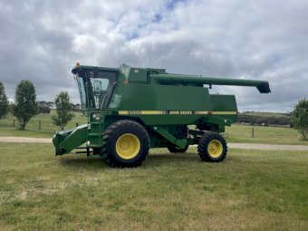 1996 John Deere 9500 Header with 930 Front & Trailer