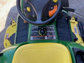 John Deere X580 Ride On Lawnmower