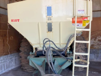 2016 Marshall 810T Spreader