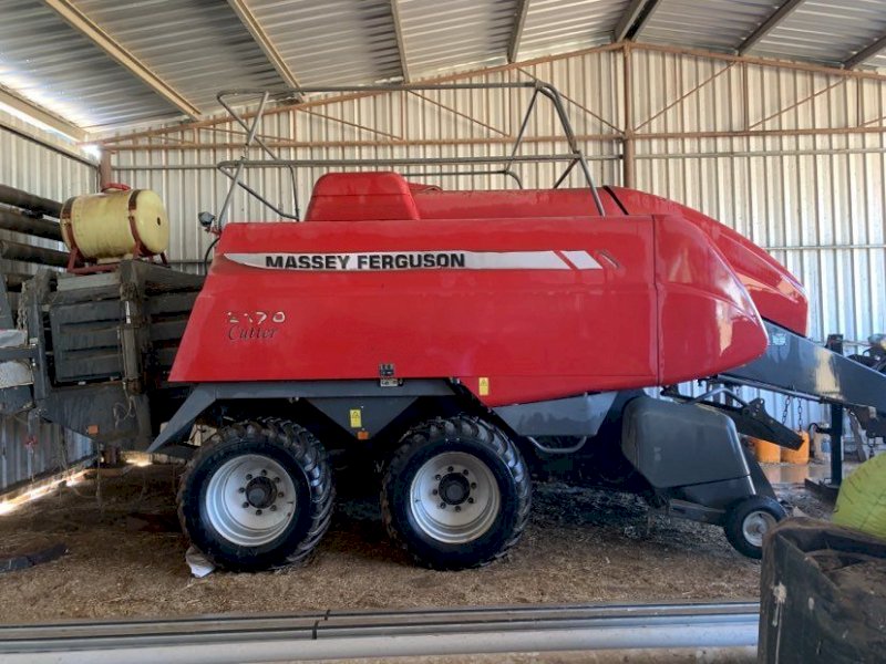 2010 Massey Ferguson 2170 Square Baler