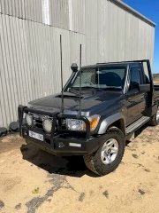 2012 Toyota GXL Landcruiser Ute ## No GST ##