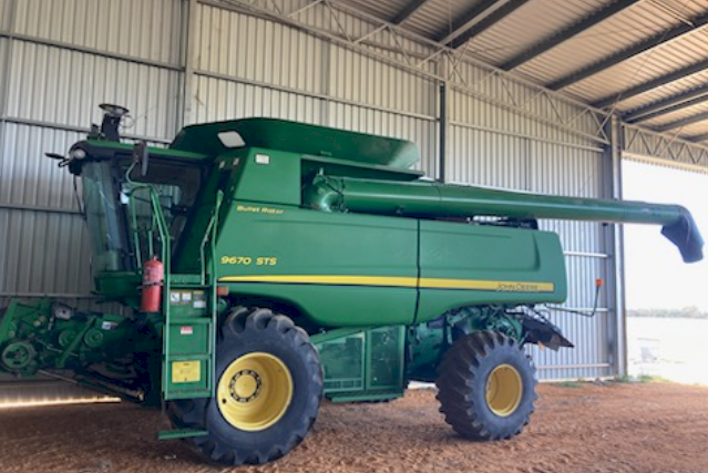 2008 John Deere 9670 STS Header Only