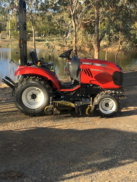 2013 Case Maxxfarm 30 Tractor Mower