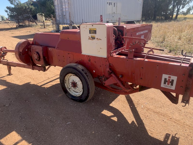 International 440 Small Square Baler