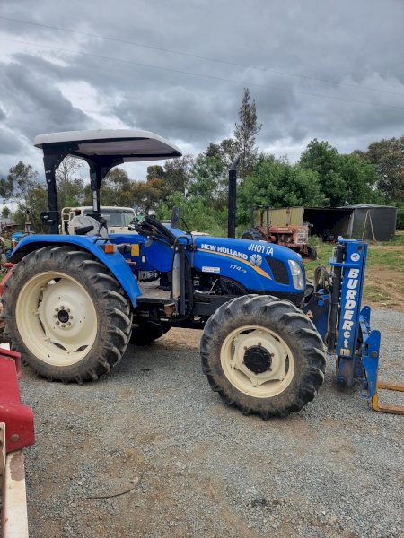 2021 New Holland TT4.75 Tractor