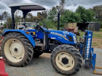 2021 New Holland TT4.75 Tractor