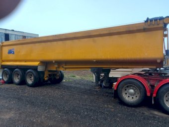 CB Tri Axle Tipper