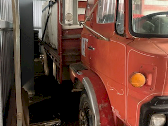 Hino KR Tipping Tray Truck