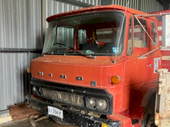 Hino KR Tipping Tray Truck
