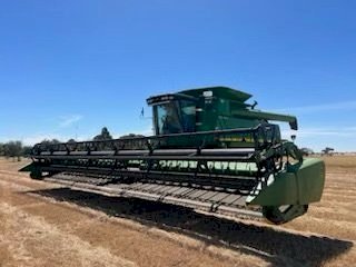 2011 John Deere 9770 STS with 2009 JD 635FD Flex Draper Front