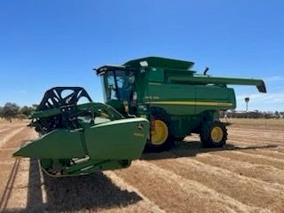 2011 John Deere 9770 STS with 2009 JD 635FD Flex Draper Front