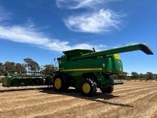 2011 John Deere 9770 STS with 2009 JD 635FD Flex Draper Front