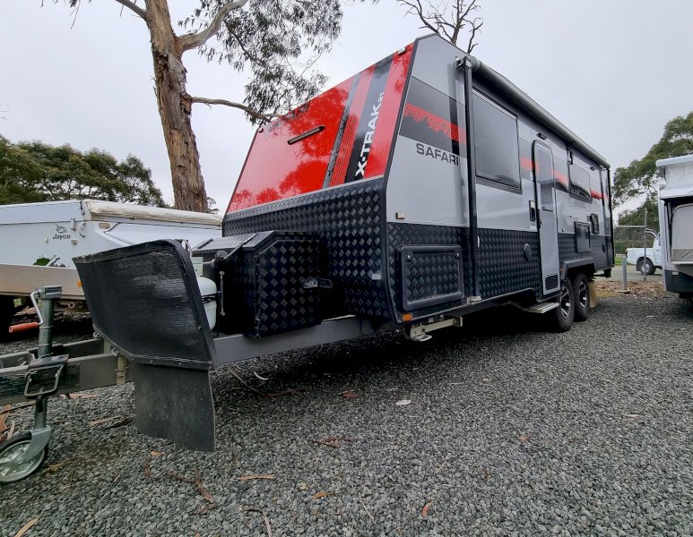Safari XTRAK21 Club Lounge Caravan