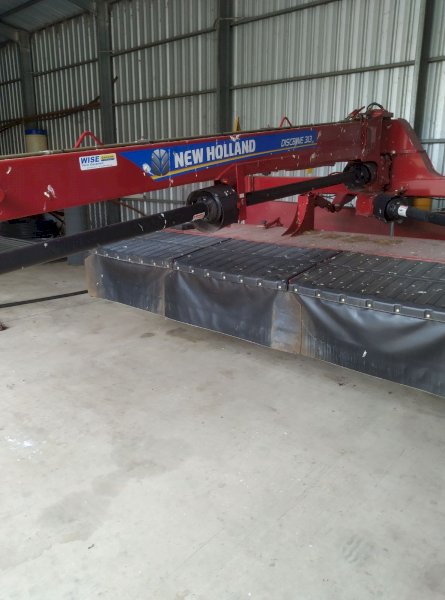 2016 New Holland MowMax 2 discbine Mower Conditioner