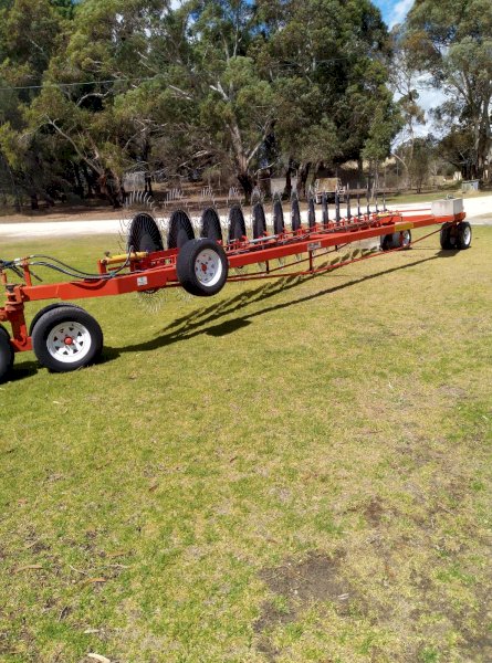Schinckel 15 wheel one way hay rake