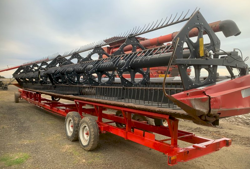 39ft Case IH 2052 Draper Front