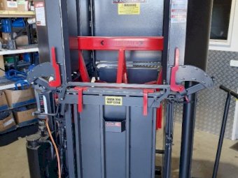 Demo Macbro Power Matic Wool Press