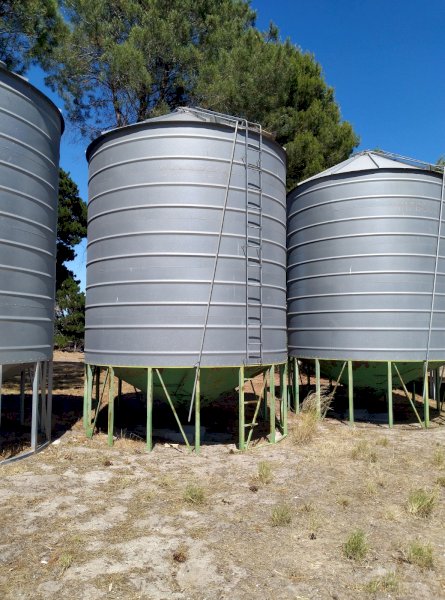 Campbell Grain Silos 700 bag x 2
