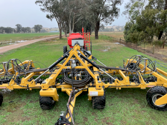2021 Serafin Ultisow S944 Air Seeder with Horwood Bagshaw 6000 Cart
