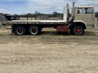 Acco 1912B & Acco 2150A Tipper