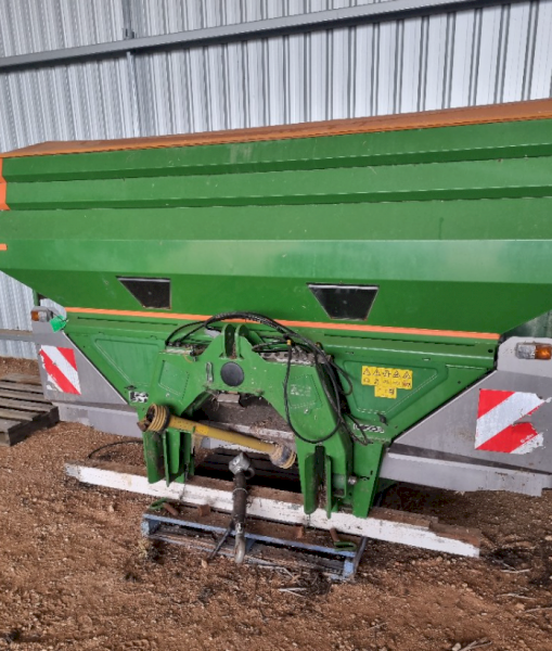 2013 Amazone ZA-M 3000 Ultra Spreader