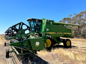 1997 John Deere CTS Header