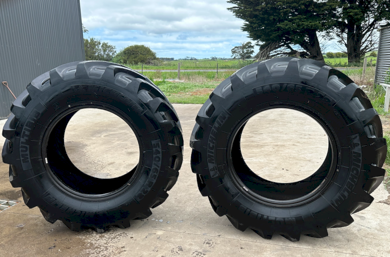 New Michelin Multibib 540/65R28 Tyres x 2