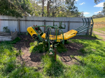 Hustler Bale Feeder