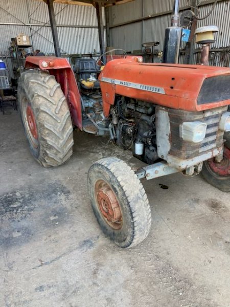 Massey Ferguson 165 Tractor