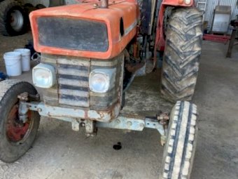 Massey Ferguson 165 Tractor