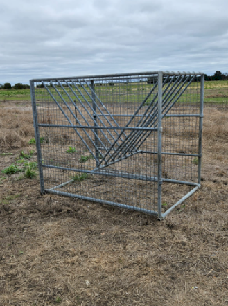 Round Bale Feeder