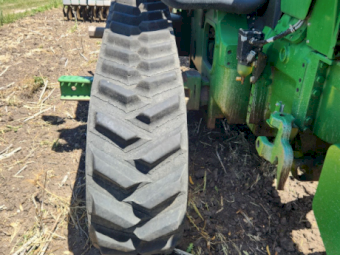 2016 John Deere 8370RT Tractor