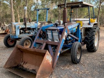Ford 4110 Front End Loader Tractor
