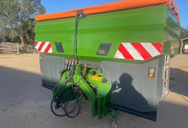 2020 Amazone ZA-TS 4200 fertiliser spreader