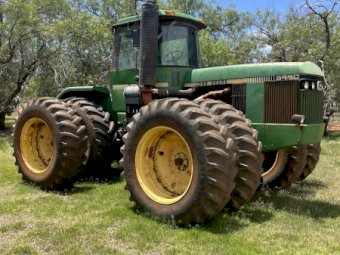 John Deere 8650 Tractor